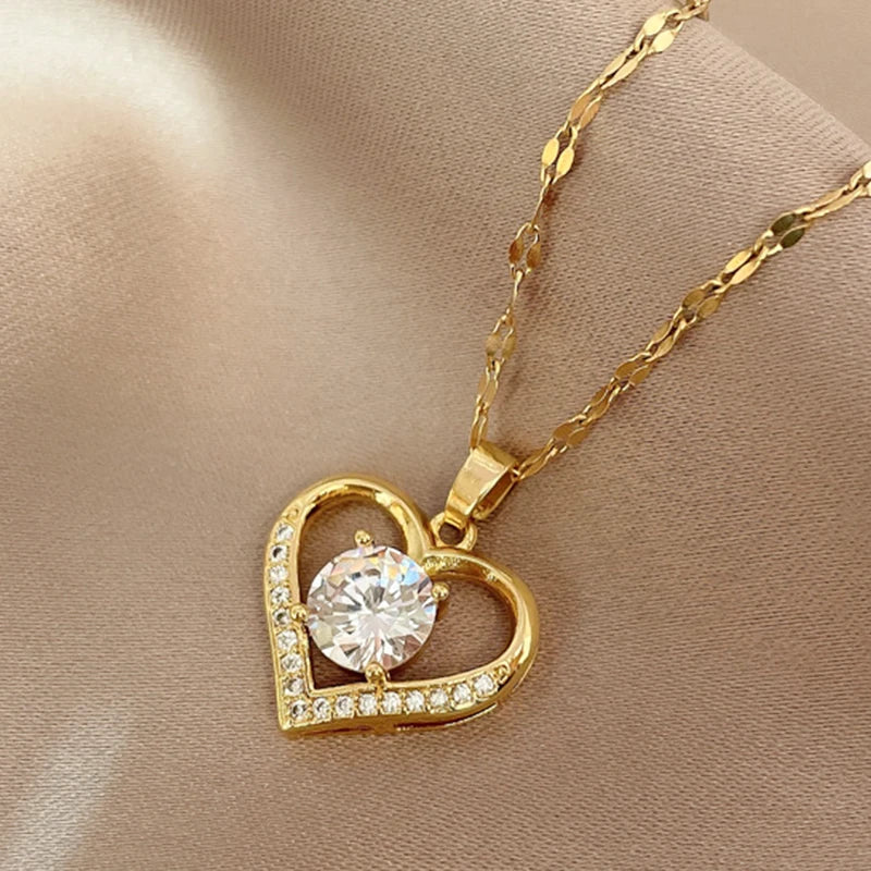 The golden heart necklace